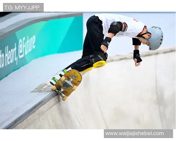 武汉滑板队的盯防策略分析与比赛表现的得失探讨